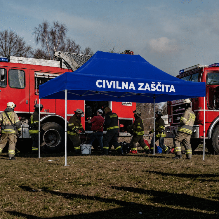 Gasilski šotor po meri – za društva in prve posredovalce Gasilski šotor po meri – za društva in prve posredovalce