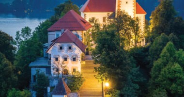Roll up stojalo – katero dimenzijo izbrati in kje ga uporabljati?